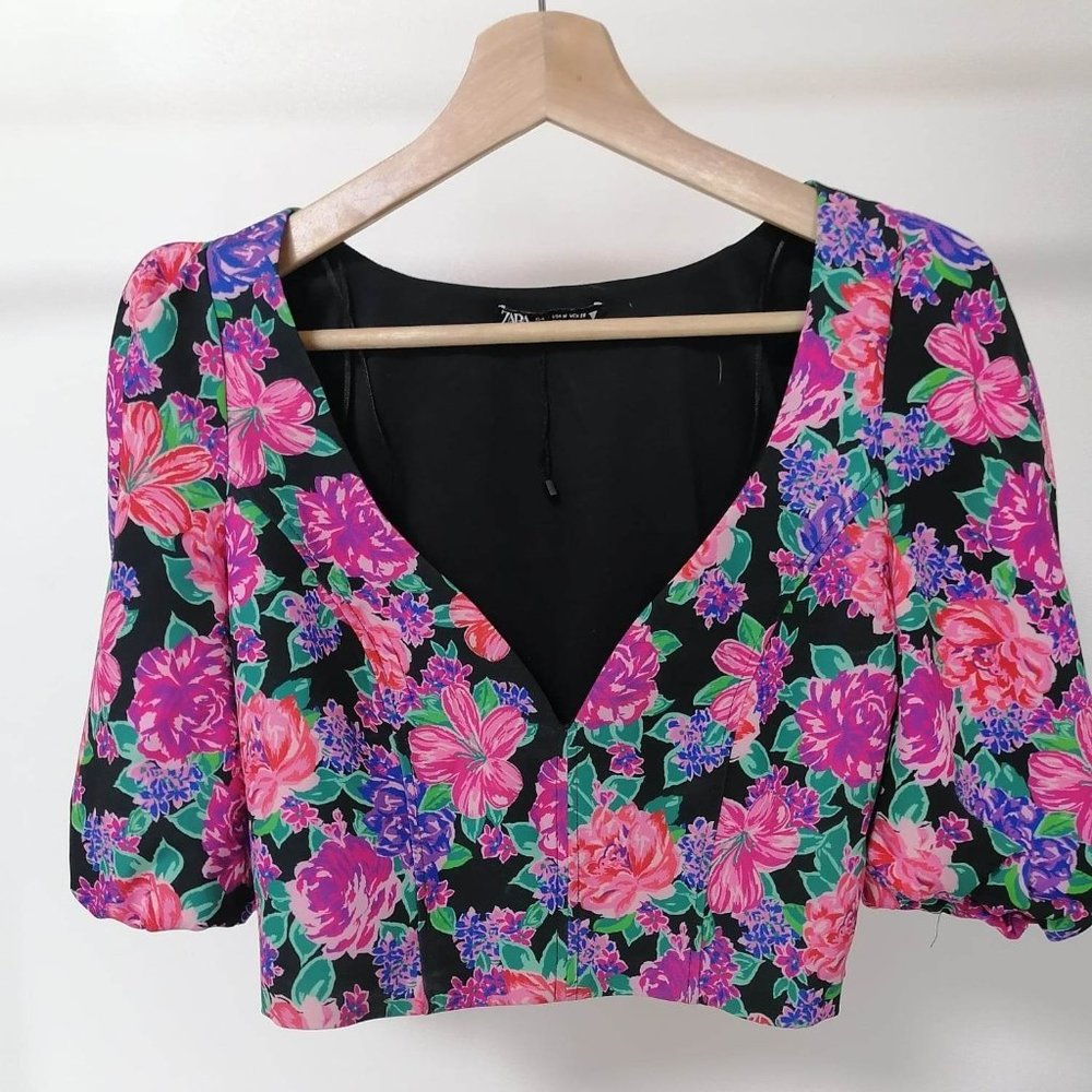 Zara floral crop top